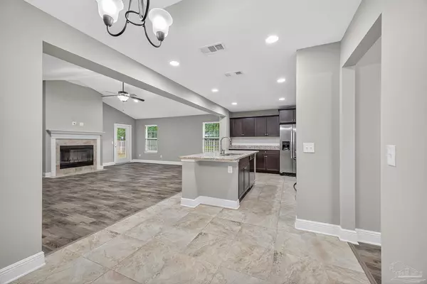 Pace, FL 32571,5928 Augustine Dr