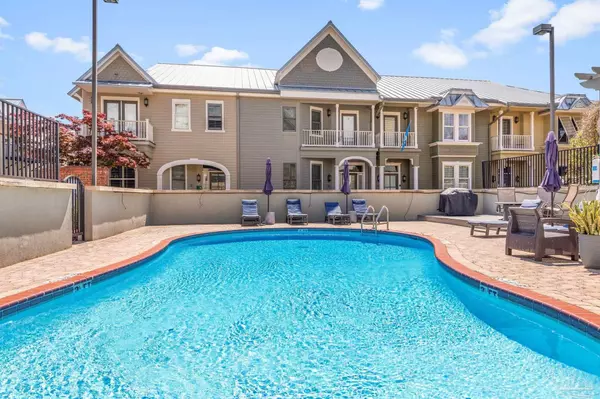 Pensacola, FL 32501,217 W Jackson St