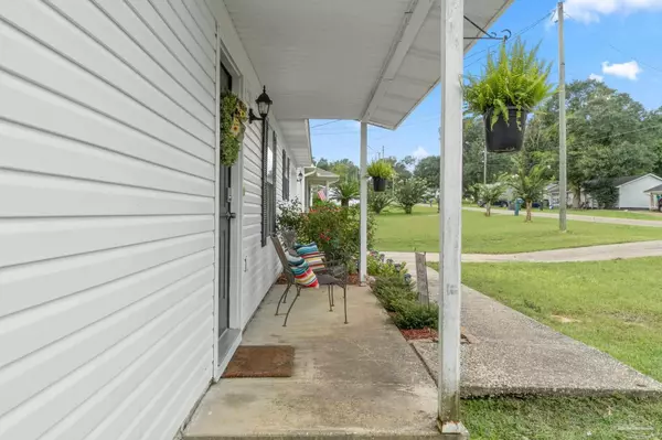 Cantonment, FL 32533,537 Greenberry Dr