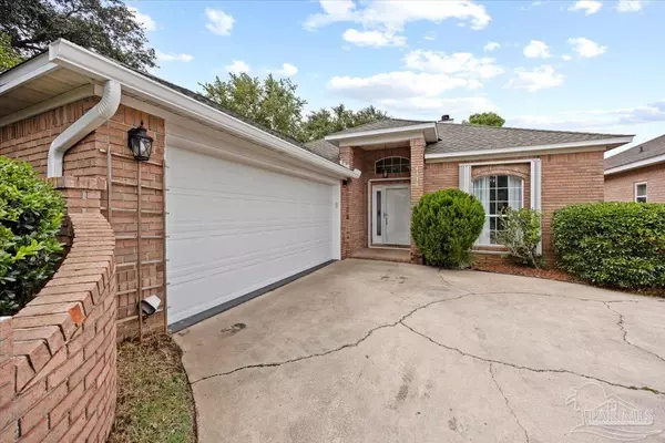 Gulf Breeze, FL 32563,4172 Longwood Cir