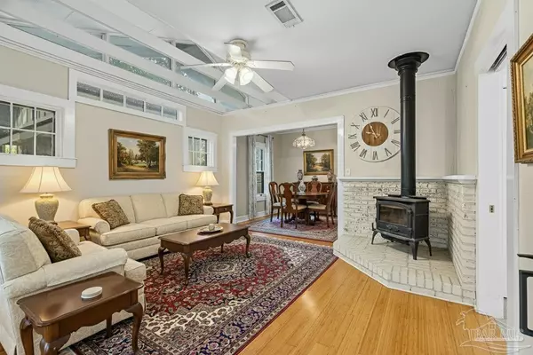 Pensacola, FL 32503,1510 E Avery St