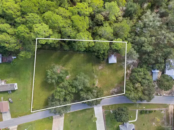 3318 Bob Tolbert Rd, Navarre, FL 32566