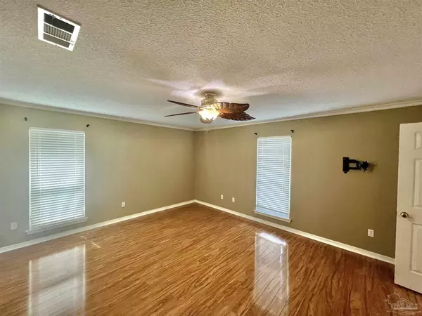 Walnut Hill, FL 32568,5140 N Hwy 97