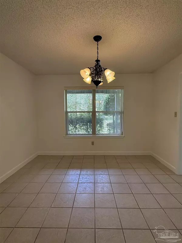 Pace, FL 32571,3521 Sweet Bay Dr
