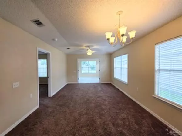 Pensacola, FL 32526,3086 Flintlock Dr