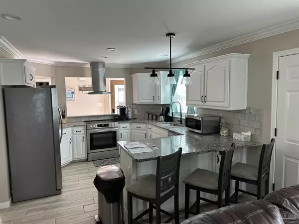 Navarre Beach, FL 32566,1456 Sonata Ct