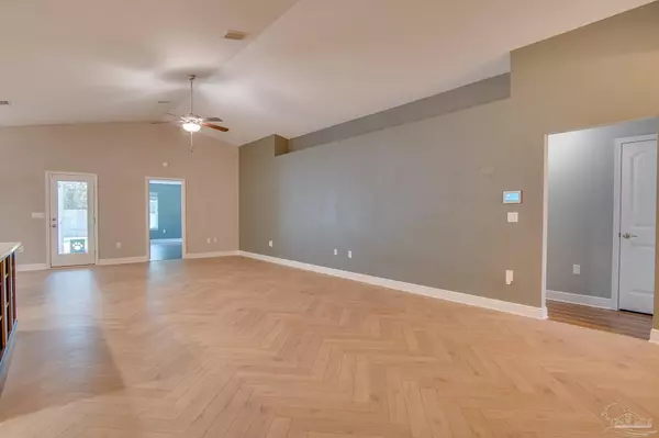 Milton, FL 32583,3012 N 33rd Ave