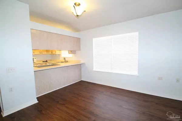 Cantonment, FL 32533,1128 Sweetbriar St
