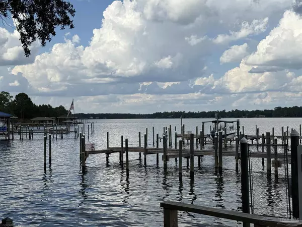 Navarre, FL 32566,7222 Majestic Blvd