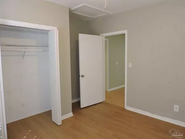 Pensacola, FL 32502,1000 W Intendencia St
