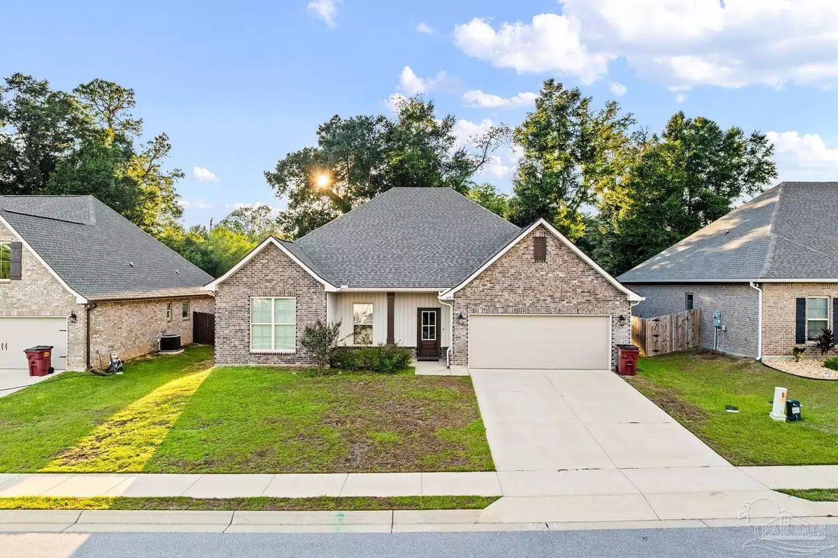 Pace, FL 32571,4597 Queen Palm Ct