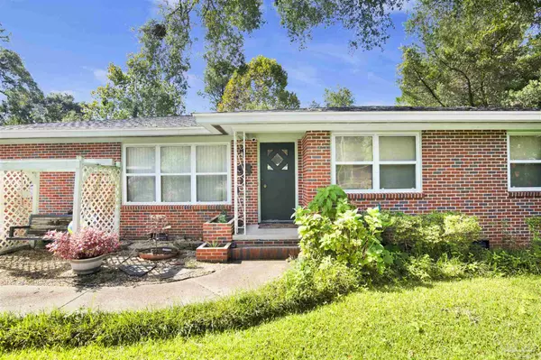 Pensacola, FL 32503,241 Datura St