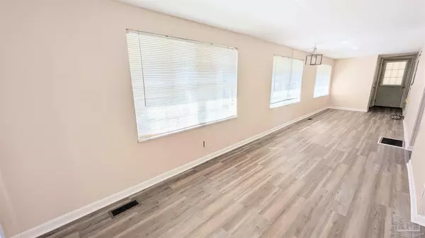 Lillian, AL 36549,312 Buena Vista Dr