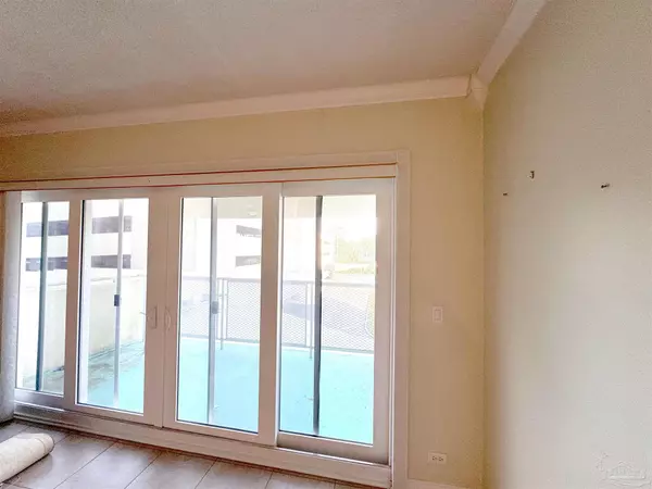 Pensacola, FL 32507,825 Bayshore Dr