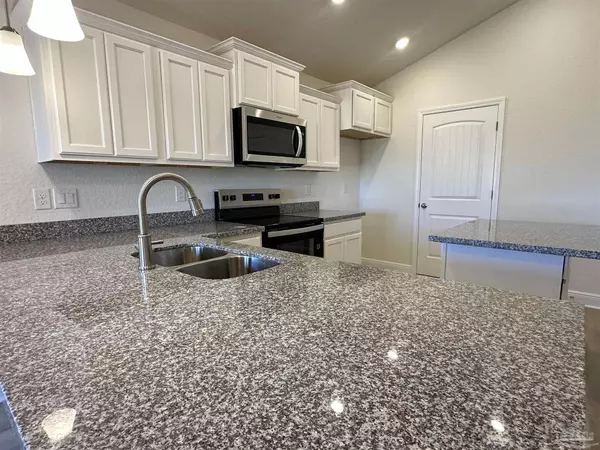 Gulf Breeze, FL 32563,2494 Privet Berry Dr