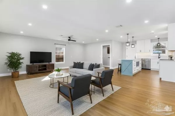 Cantonment, FL 32533,3005 Junction Dr