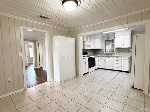 Pensacola, FL 32505,1005 Grandview St