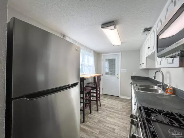 Pensacola, FL 32514,2265 Klinger St