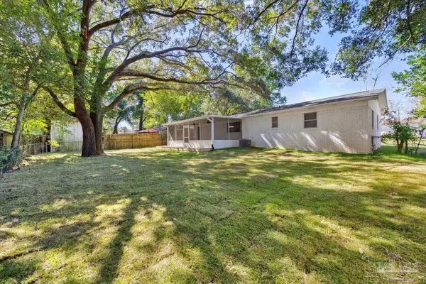 Pensacola, FL 32526,7065 Ben Sasser Dr