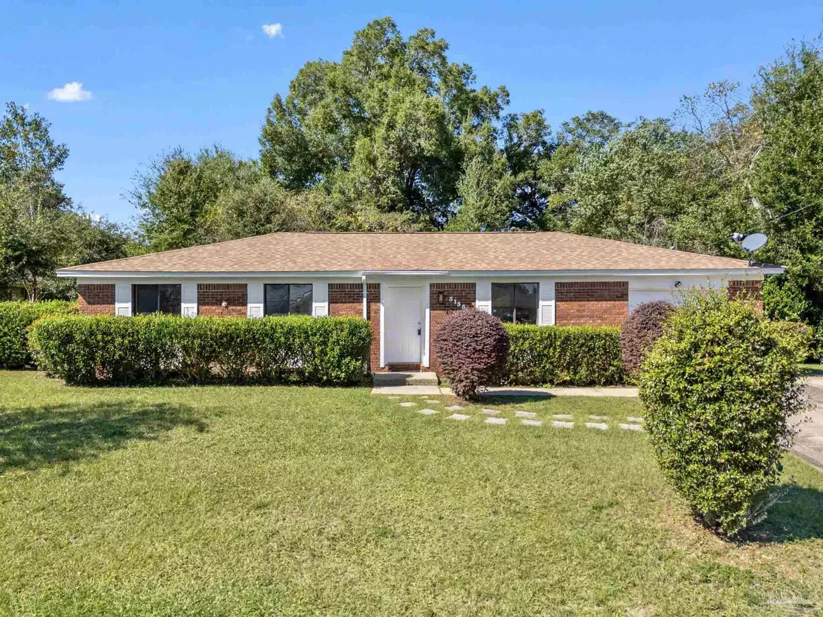 Pensacola, FL 32526,3135 Bent Oak Dr