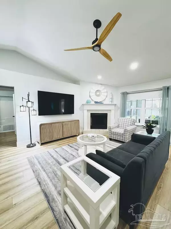 Navarre, FL 32566,6977 Flintwood St