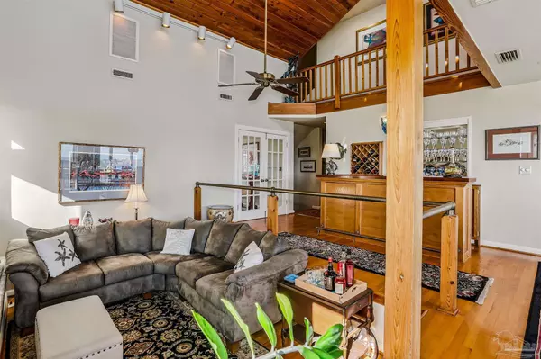 Gulf Breeze, FL 32563,2653 Del Mar Dr