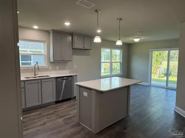 Pensacola, FL 32526,9699 Angel Oak Dr