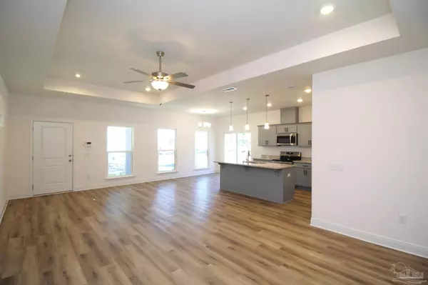 Pensacola, FL 32503,1416 N Hayne St