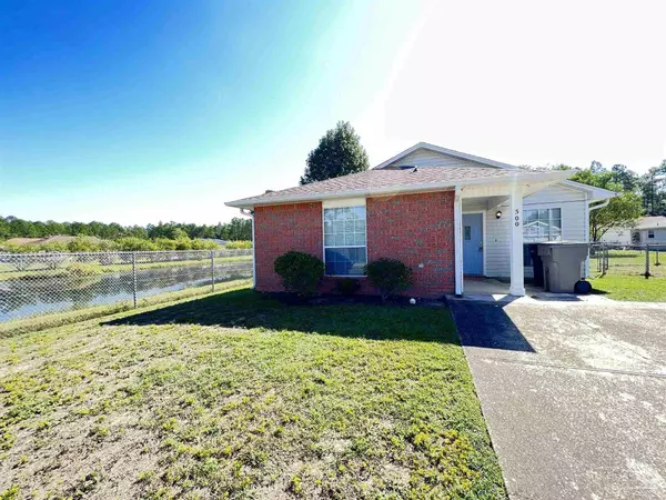 500 Wood Crest Way, Pensacola, FL 32506