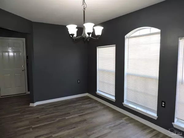 Milton, FL 32583,5630 Silver Star Ct