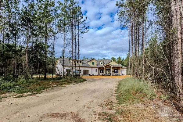 Jay, FL 32565,9325 Naturewalk Dr