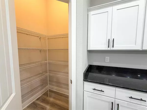 Milton, FL 32583,4578 Red Oak Dr