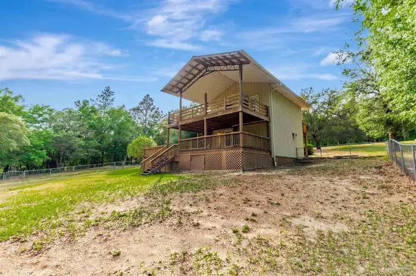 Milton, FL 32583,11133 N Lakeview Dr