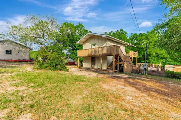 Milton, FL 32583,11133 N Lakeview Dr