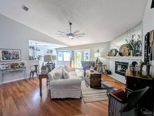 Cantonment, FL 32533,829 Horsemens Path