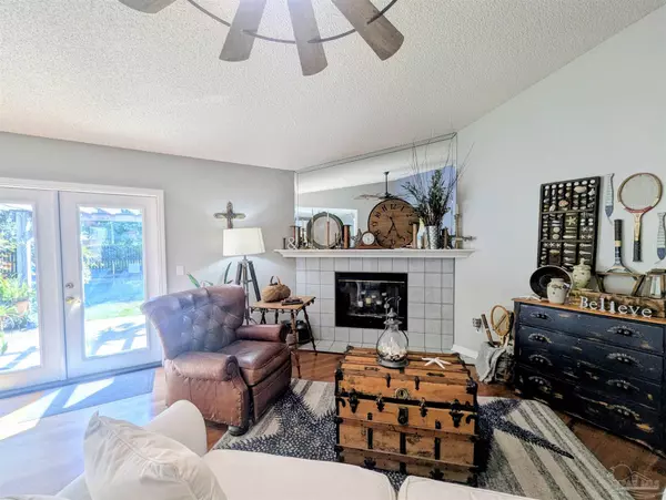 Cantonment, FL 32533,829 Horsemens Path