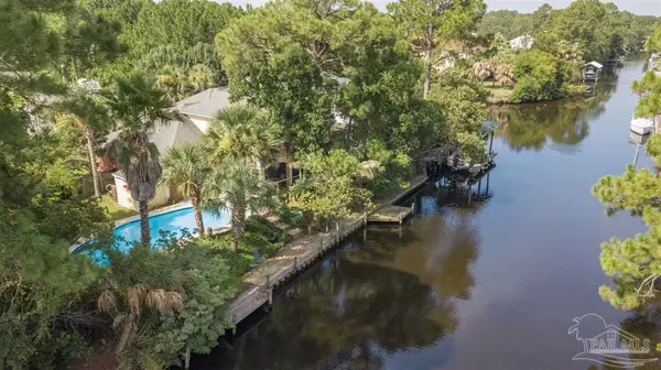 Gulf Breeze, FL 32563,1611 Luzon Ln