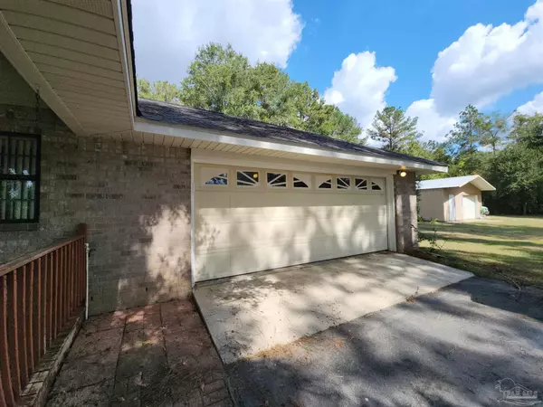 Walnut Hill, FL 32568,5560 Morgan Rd