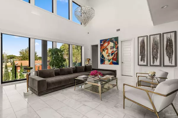 Gulf Breeze, FL 32563,3348 Edgewater Dr