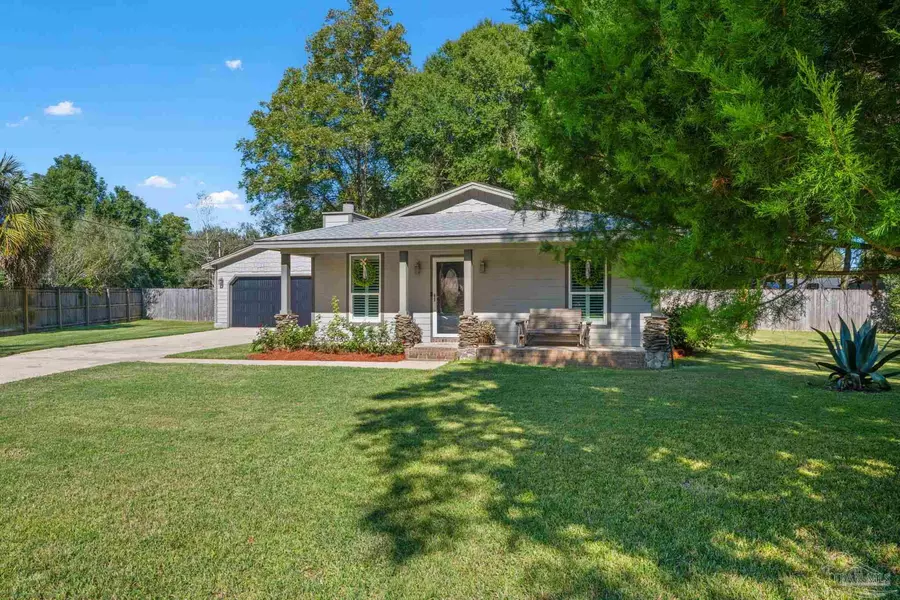 6320 Clegg Rd, Pensacola, FL 32526