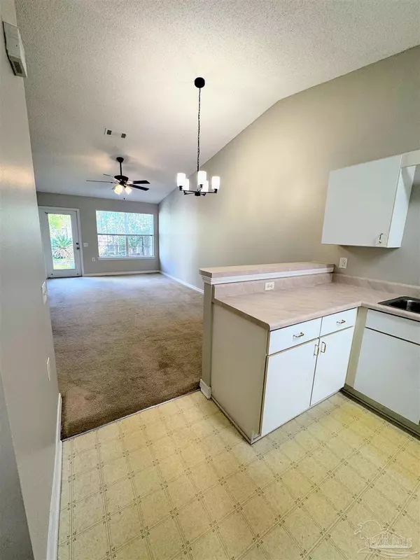 Pensacola, FL 32514,8108 Heirloom Dr