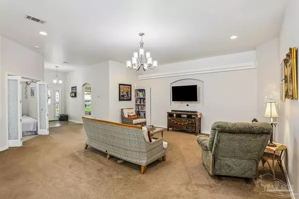 Pace, FL 32571,5903 Dun Barton Ct