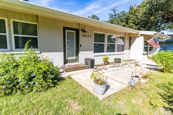 Pensacola, FL 32505,5607 Fairview Dr