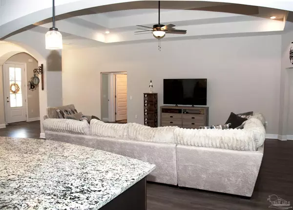 Milton, FL 32570,6489 Gentle Rain Dr