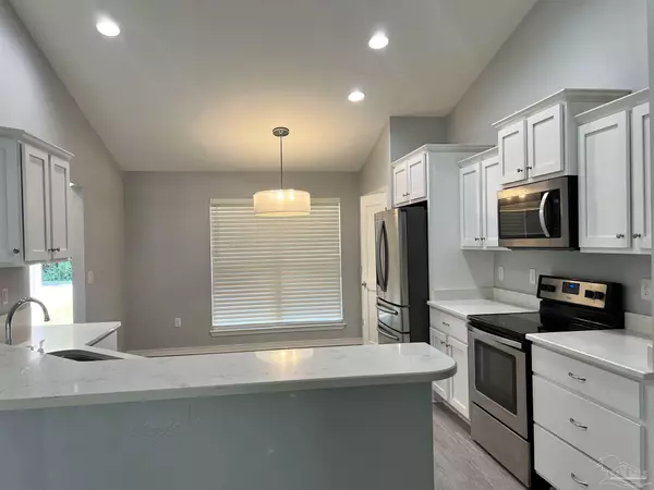 Milton, FL 32570,5335 Broad St