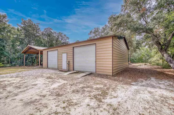 Gulf Breeze, FL 32563,1747 New Hope Rd