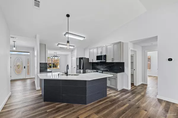 Pace, FL 32571,4811 La Casa Cir