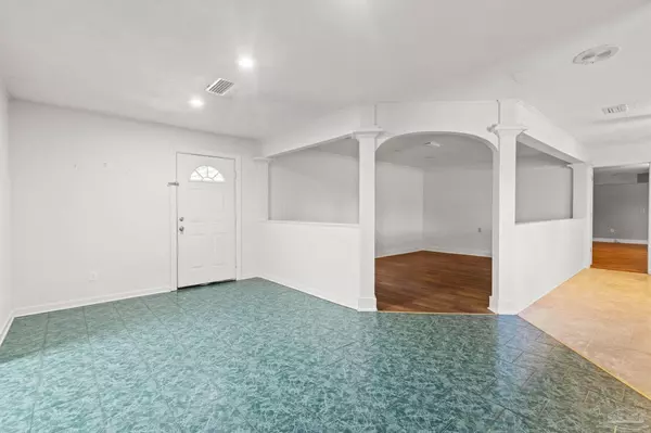 Atmore, AL 36502,695 Woods Rd