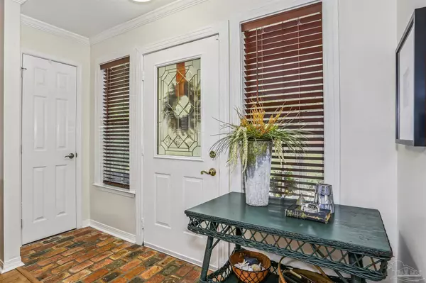 Pensacola, FL 32514,10045 Foxrun Rd