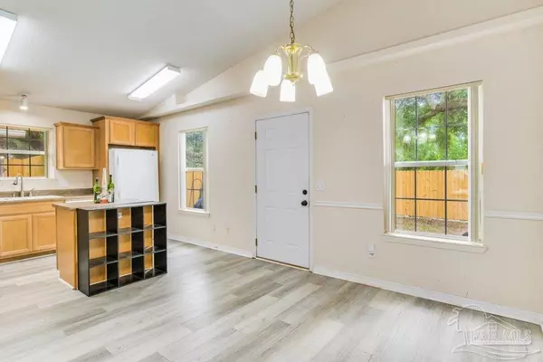 Pensacola, FL 32526,8004 Cayenne Way